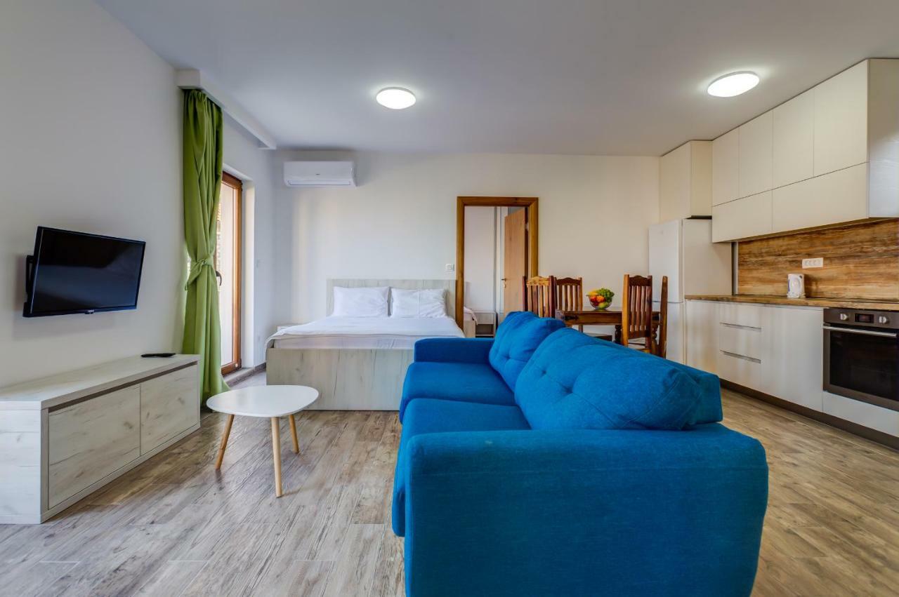 Mima Apartments 스베티스테판 외부 사진