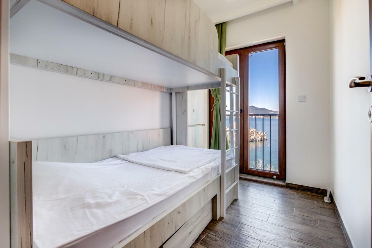 Mima Apartments 스베티스테판 외부 사진
